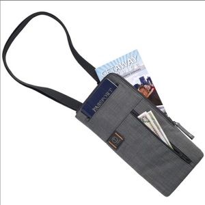 T-Tech by Tumi Convertible wallet Unisex